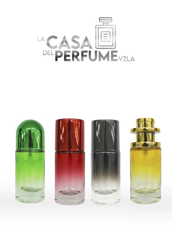 CDP 212 vip men party fever carolina herrera - Imagen 2